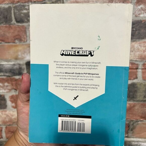 5 for $25🔥Minecraft: Guide to PVP Minigames - Picture 2 of 3